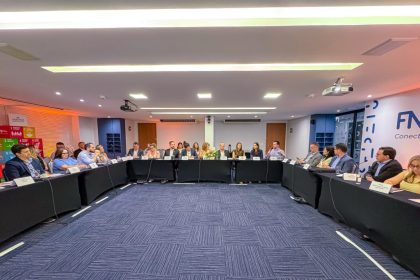 Investimentos e boas práticas aplicadas na rede municipal de ensino são destaques em reunião de secretários, em Brasília