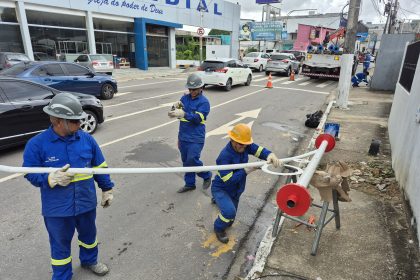 Ageman vistoria obras de instalação de 206 novas luminárias de LED na rua Pará e avenida João Valério