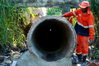 Prefeitura de Manaus finaliza recuperação de rede de drenagem profunda no conjunto Nova República