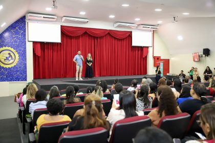 Professores da Educação Especial da prefeitura participam de evento sobre inclusão 