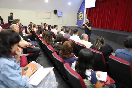 Prefeitura de Manaus realiza reunião do Grupo de Trabalho Intersetorial para ajustar vida funcional dos servidores da educação