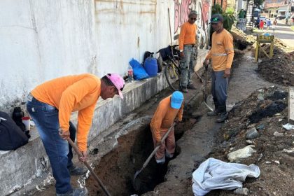 Prefeitura de Manaus recupera rede de drenagem profunda no bairro Lírio do Vale 