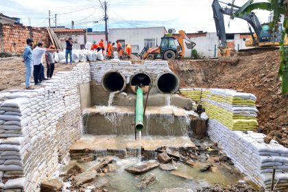 Vice-prefeito Renato Junior percorre obras de infraestrutura em diferentes zonas de Manaus e reforça ritmo acelerado da Seminf