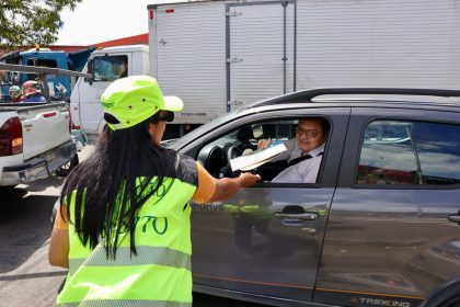 Projeto ‘Atravesse na Faixa’ reforça segurança de pedestres na Autaz Mirim
