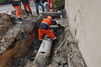 Prefeitura reforça estrutura de rede de drenagem para evitar alagamentos no bairro Petrópolis
