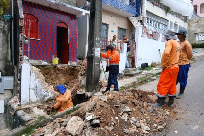 Prefeitura de Manaus realiza obra de drenagem na rua São Domingos, no bairro São Jorge