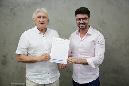 Prefeitura de Manaus entrega Habite-se do conjunto Ozias Monteiro 2 para Suhab