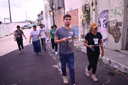 Prefeitura de Manaus inicia aplicação de questionário socioeconômico no entorno do mirante Lúcia Almeida