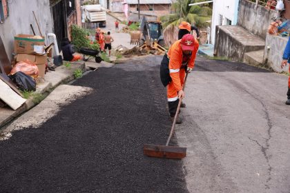 Moradores do Tancredo Neves aprovam os serviços do ‘Mutirão no Bairro’ neste segundo dia de ação com obras simultâneas