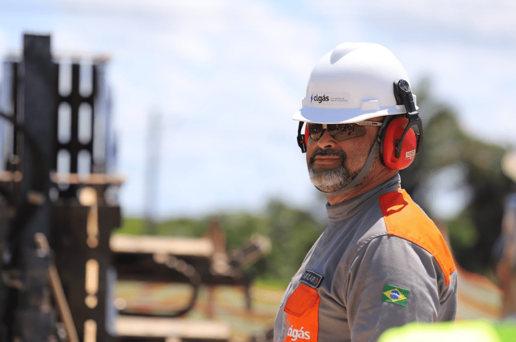 Obras da Cigás para ampliação da rede de gás natural em Manaus seguem em ritmo acelerado