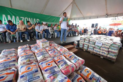 ‘Achei louvável a atitude do governador’, diz morador de Anamã beneficiado com ajuda humanitária