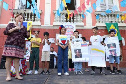 “Festa da Amizade”: Escola Estadual Barão do Rio Branco realiza ação de combate à xenofobia contra populações imigrantes