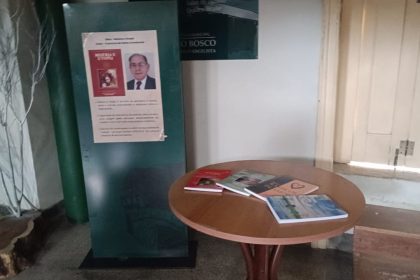 Com apoio da Prefeitura de Manaus, poeta Francisco de Abreu Cavalcante ganha exposição e nova obra literária 