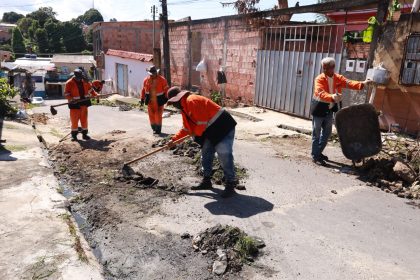 Bairro Tancredo Neves ganha cara nova com mutirão da Prefeitura de Manaus
