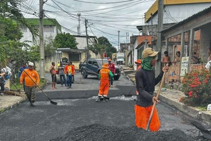 Tancredo Neves vira canteiro de obras com ‘Mutirão no Bairro’ e ruas ganham asfalto com ação da prefeitura