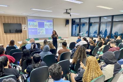 Prefeitura de Manaus participa de palestra sobre marketing urbano na UEA