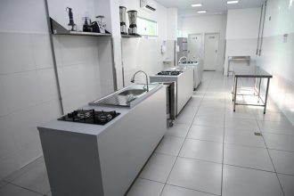 Governador Wilson Lima e Consulado do Japão inauguram Cozinha Escola da FUnATI em Manaus