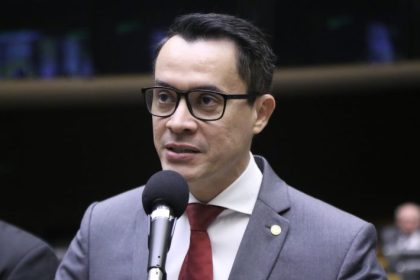 Comissão aprova exigência de mobiliário adaptado nas escolas a pessoas com deficiência ou obesidade