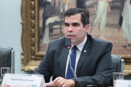 Comissão aprova projeto que permite a advogado representar réu em conciliação no juizado especial