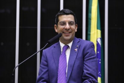 Comissão aprova regras para coprodução cultural e tributação de eventos