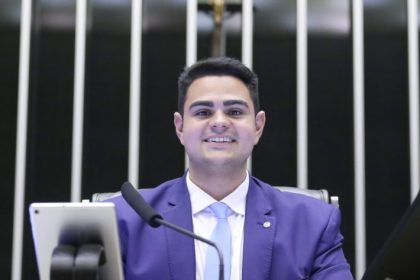 Comissão aprova vagas para pessoas com deficiência perto de entrada de escolas e hospitais