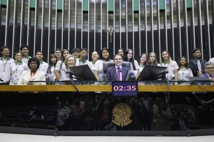 Especialistas pedem aprovação de projeto sobre proteção de crianças em ambiente digital