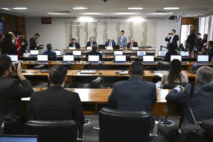 Comissão mista debate medida provisória sobre tributação de aplicações financeiras e bets