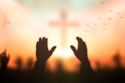 Vida Longa e Abençoada: O Que a Bíblia Diz Sobre o Cuidado Divino