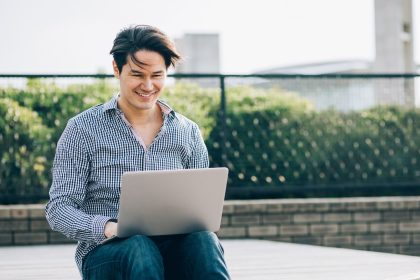 Confiança em Deus vs. Autossuficiência: O Desafio do Homem Contemporâneo