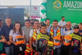 Detran-AM contempla Urucurituba com 80 kits de segurança para mototaxistas e 71 selecionados para a CNH Social