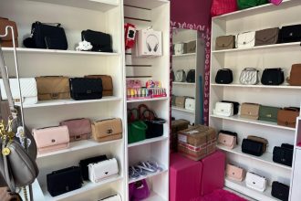 ‘Com a ajuda do Crédito Rosa, pude dar uma alavancada imensa no meu negócio’, diz empreendedora contemplada pelo programa do Governo do Amazonas