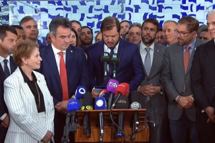 Federação União Progressista anuncia saída da base do governo e entrega de cargos