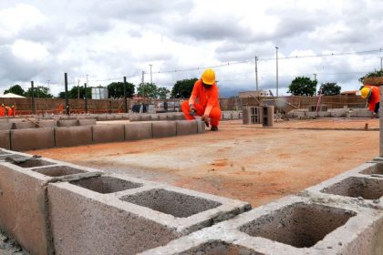 Comissão externa debate retomada de obras paralisadas do Ministério da Saúde