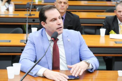 Comissão aprova suspensão de restrições à Polícia Rodoviária em operações conjuntas de segurança