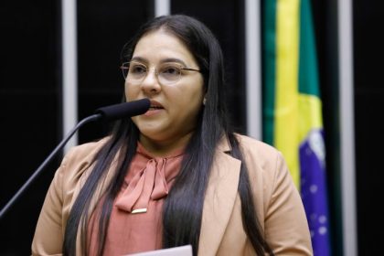 Comissão aprova atendimento psicológico para filhos de vítimas de feminicídio