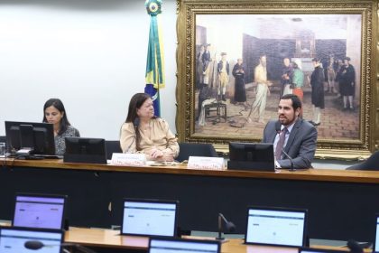 Parlamentares e especialistas divergem sobre a revogação da Lei da Alienação Parental