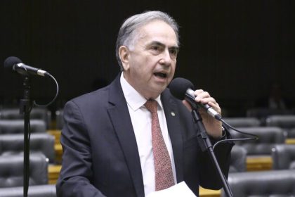 Comissão debate instalação de portos secos no Brasil