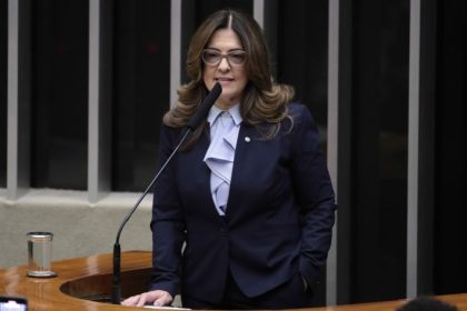 Comissão aprova elaboração de protocolo para tratamento do climatério no SUS