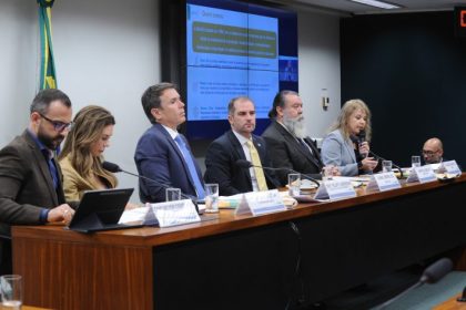 Especialistas pedem mais controle sobre venda de suplementos alimentares