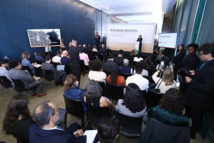 Instituto Alana aponta três projetos prioritários para a infância em lançamento na Câmara