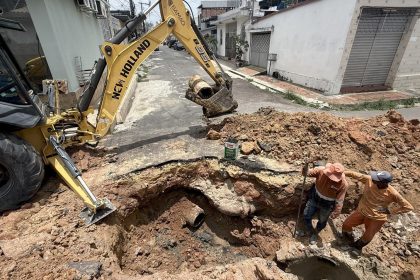Prefeitura de Manaus recupera rede de drenagem no Parque 10
