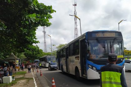 Prefeitura de Manaus reforça operação para Dia de Finados com 170 ônibus