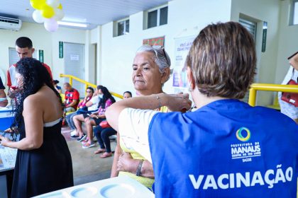 Prefeitura recebe 300 mil doses de vacina contra Influenza para iniciar campanha em Manaus