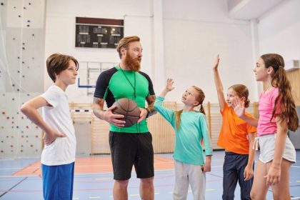 Comissão debate dispensa de registro no conselho profissional para professor de educação física