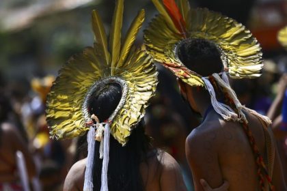Comissão debate acesso de comunidades indígenas à justiça