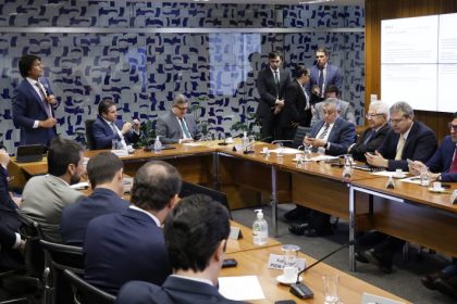 PEC da reforma administrativa promove resultados, governo digital e combate a privilégios