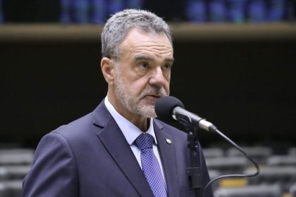 Comissão aprova incluir na CLT a obrigatoriedade de exame oftalmológico dos empregados