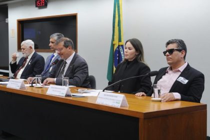 Especialistas defendem a tecnologia como aliada do envelhecimento bem-sucedido