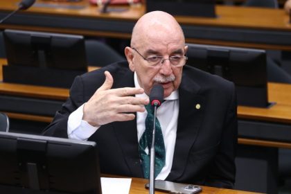 Comissão aprova projeto que cria registro específico para cânceres do sangue no SUS