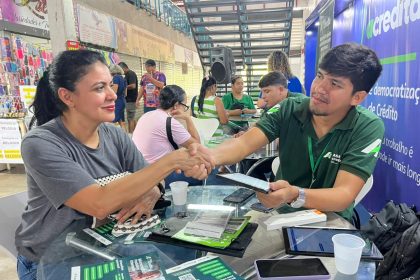 Ação da prefeitura em parceria com o Basa e Sebrae leva acesso a até R$ 6 milhões em crédito para empreendedores das galerias 